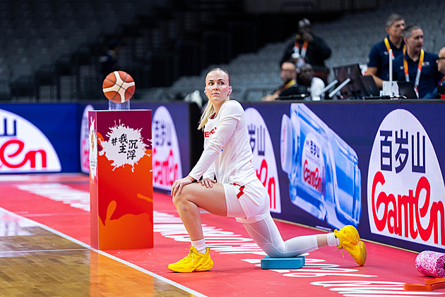 První krok splněn. Soupeřky jsme utahaly, líčila Holešínská. Příště čeká „mlácenou“