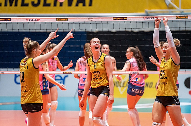 Šelmy i Liberec začaly volejbalové play off dominantně. Prostějov tápal, Přerov padl