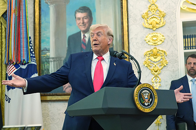 Írán dostal od USA mírový plán. Poskytl obrovský dar, režim se mění, tvrdí Trump