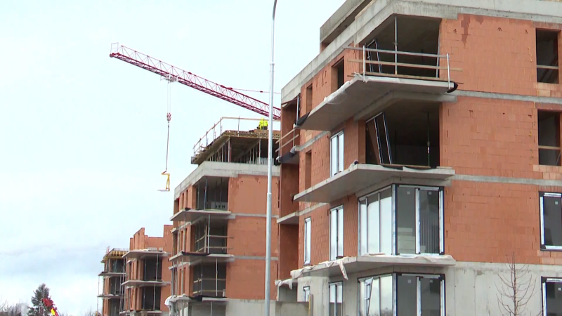 Konflikt na Blízkém východě může přidusit české stavebnictví. Hrozí i zdražení hypoték