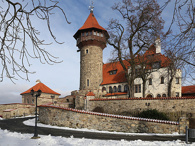 Býval jako Křivoklát, říká odborník o mosteckém Hněvínu. Průzkum zabere roky