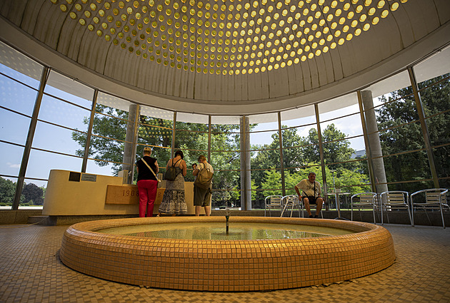 Tuzemské lázeňství zažívá nečekaný boom. Pojišťovny šetří, ale hostů i procedur je víc