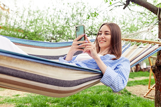 Mladí odmítají dřít do úmoru. Gen Z propadla fenoménu bleisure
