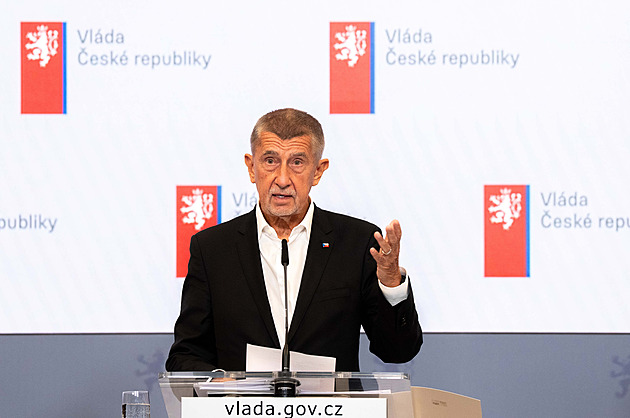 Vláda by se mohla vrátit k přesunu agend lidských práv a protidrogové politiky