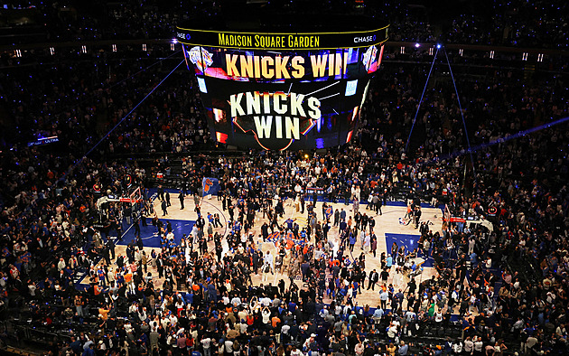 Rekordní obrat a NY Knicks jsou výhru od titulu. Spurs promarnili náskok 29 bodů