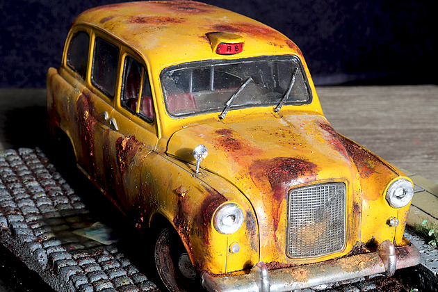 Zákeřná žlutá barva. Londýnský taxík Austin FX4 měl být pokusným králíkem