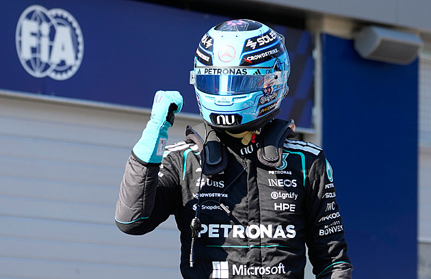Divoká kvalifikace v Rakousku. Verstappen havaroval, Russellův triumf řešili komisaři