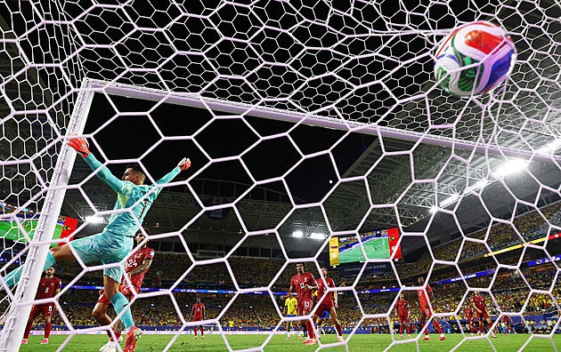 Kolumbie - Portugalsko 0:0, titěrný ofsajd zachránil Evropany. Bezbrankový mač bavil