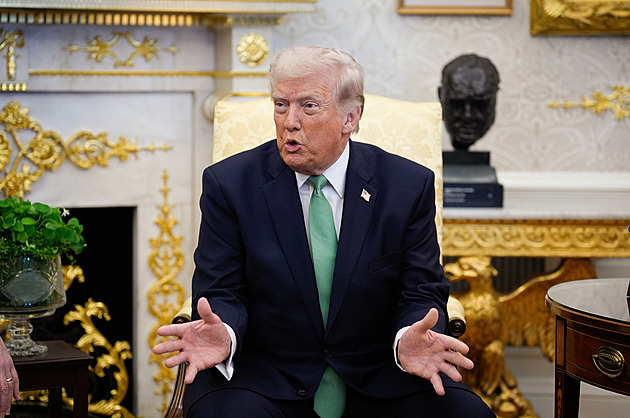 Pokud za tři roky uspějí demokraté, dopadneme jako v Ceutě, prohlásil Trump