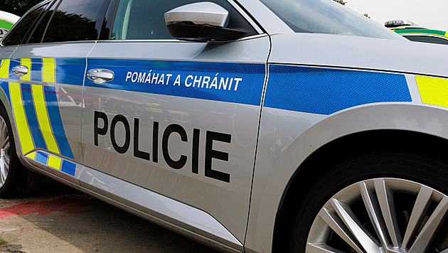 Útočník v Tanvaldu pobodal několik lidí. Tři těžce zranění, z toho dva velmi vážně