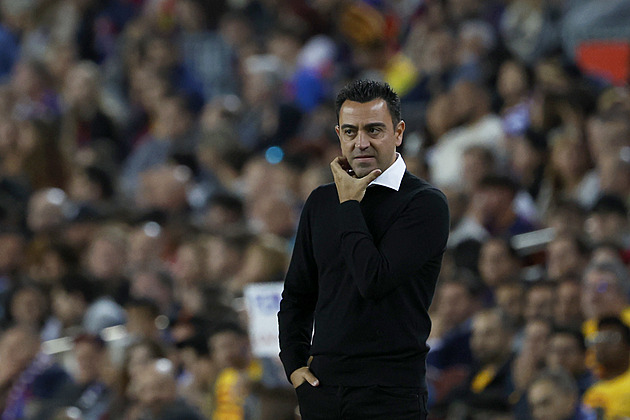 Legenda Barcelony nahradí Koemana. Nizozemské fotbalisty povede trenér Xavi