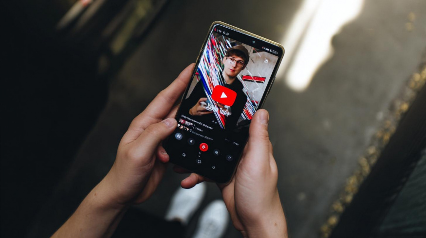 YouTube chystá zásadní změnu po vzoru TikToku. Blíží se skokový nárůst zhlédnutí?