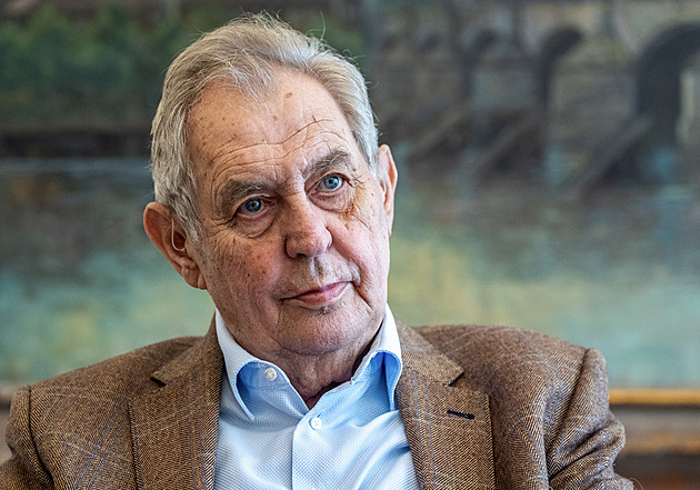 Láká mě znovu kandidovat na Hrad. Zeman o lídrech opozice, Pavlovi, vládě i volbách