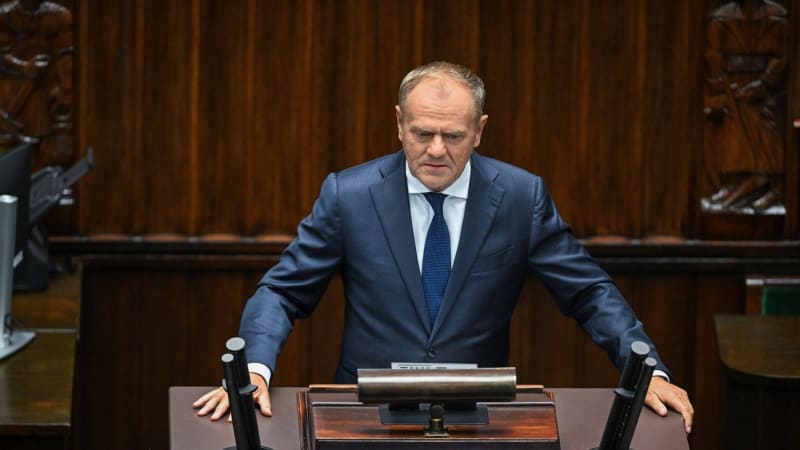 Rusko chystá útoky v zemích podporujících Ukrajinu, uvedl Tusk. Odkázal se na tajné služby