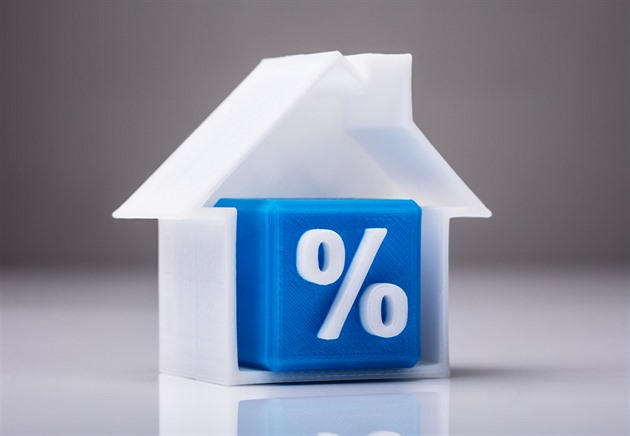 Hypotéky dál drasticky zdražují. U delších fixací už banky prolomily hranici 6 %