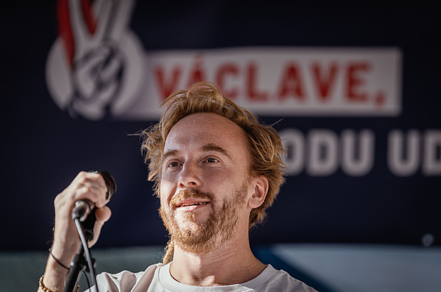 Staroměstské náměstí čeká protest proti rušení poplatků. Svolal ho Milion chvilek